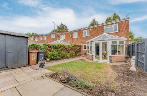 Northampton Apartamento | Modern 3 bed House