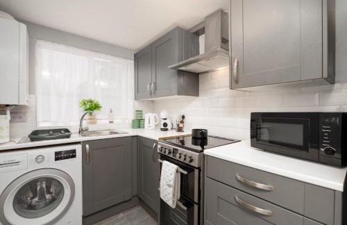 Warmsworth Casa | Modern 3 bed minutes from the A1 & the Races!