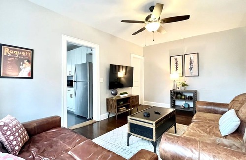 Weinland Park Casa | Modern 3 Bed- Near OSU- Walkable to Short North