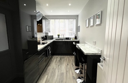 Whitefield Casa | Casa-Premium-Baño Privado-Vista a la Calle-Windsor House