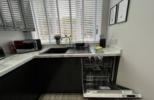 Whitefield Casa | Casa-Premium-Baño Privado-Vista a la Calle-Windsor House
