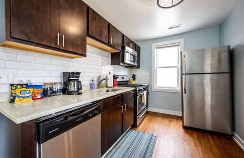Avondale Apartamento | Modern 3-Bed Stay w/ Patio & Firepit, 15 Minutes to Downtown