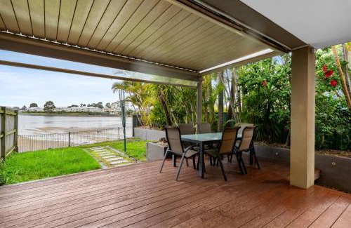 Cabarita Casa | Modern 3-Bed with Pool & Water Views by Beach