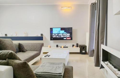Useldange Apartamento | Modern 3 Bedroom Apartment near Useldange Castle
