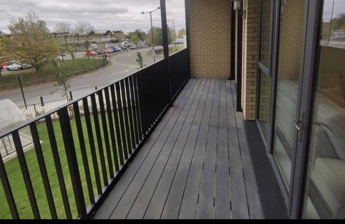 Queensbury Apartamento | Modern 3 bedroom serviced apartment close to Queensbury Tube Station