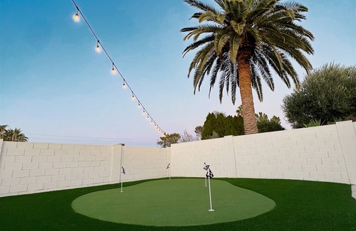 Paradise Valley Village Casa | Modern 3 bedroom with heated pool and mountain view
