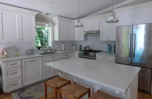 East Hampton North Casa | Modern 3 BR Close to All - Restaurants, Shops, and Beaches