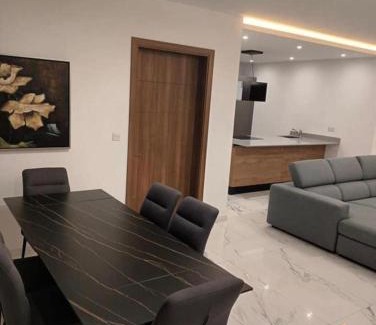 Pieta Apartamento | Modern 3 double bedroom apartment