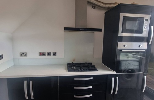 Slough Casa | Modern 3bed House in Slough