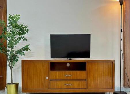 Toli Chowki Apartamento | Modern 3BHK Furnished Flat in Downtown Hyderabad