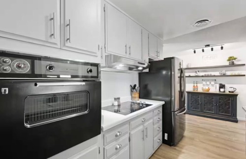 Hemet Casa | Modern 3BR/2BA | Game Lounge & Outdoor Games