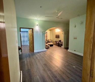 Basundhara Residential Area Apartamento | Modern 3BR Flat,Bashundhara ,AC, Wi-Fi, KeyHost Homes