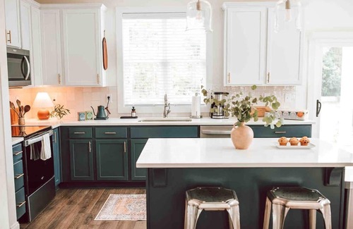 Athens Casa | Chic 3BR Getaway by MHM Luxury Properties