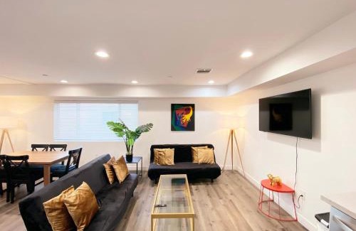 Mid City Casa | Modern 3BR Home in Mid-City