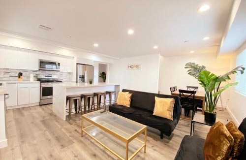 Mid City Casa | Modern 3BR Home in Mid-City