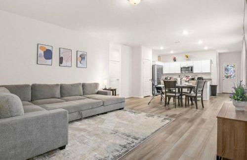 Medina Valley Casa | Modern 3BR Home in San Antonio