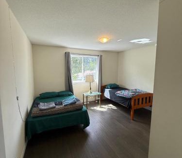 Welland Casa | Modern 3BR Home Near Niagara Falls & Welland Canal