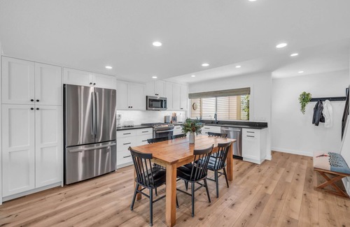 Park Meadows Casa | Modern 3BR in Serene Area/Near Ski Slopes & Town!