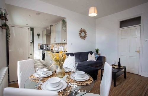 Heaton Casa | Upto 20%OFF | Modern3BR Monthly |Family & Business