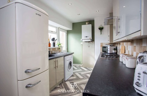 Heaton Casa | Upto 20%OFF | Modern3BR Monthly |Family & Business