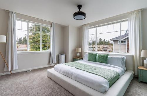 Edmonds Apartamento | Modern 3BR Retreat in Edmonds - Pets Welcome!