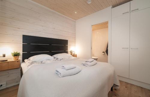 Rukatunturi Villa | Modern 3BR Villa in Ruka - Private Sauna & Free Parking