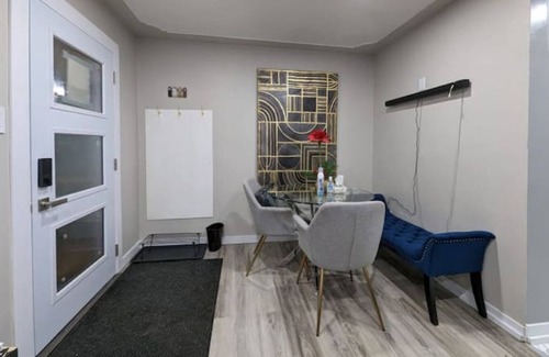 Hamilton Casa | Modern 3BR w/ Laundry & More!