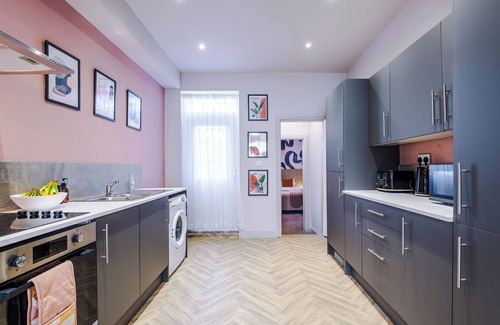 Salford Casa | Modern 4-Bedroom in Manchester