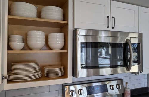 Dedham Cabaña | Modern 4 season lakefront 4BR, 2BA near Acadia