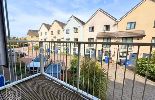 West Thurrock Casa | Modern 4BR Home in Grays