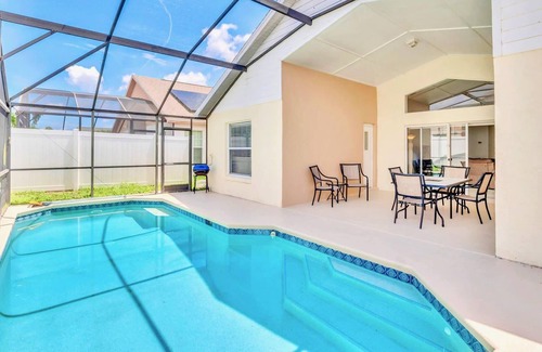 Indian Point Casa | Modern 4BR Home - Pool, Games Room - Near Disney!