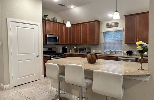 Cypress Casa | Modern 4BR Oasis near Houston!!!