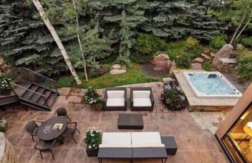 Knollwood Casa | Modern 5 Bedroom Aspen Core, Walt to Everything!