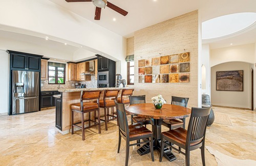 Buzzards Casa | Modern 5bd Villa in a Beachfront community with private pool and jacuzzi