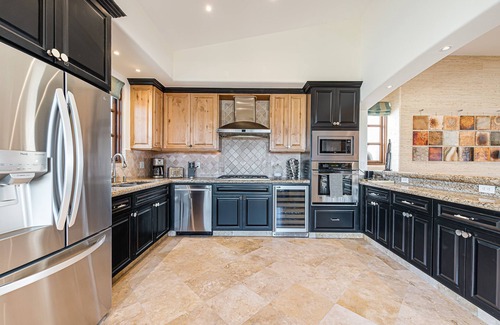 Buzzards Casa | Modern 5bd Villa in a Beachfront community with private pool and jacuzzi