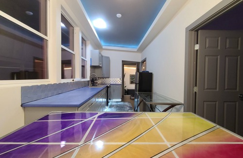 Pedernales Canyon Ranch Apartamento | Modern 700 SF Loft with fitness room, WiFi, AC, Pool, Hot Tub, Gym, QUIET & Safe