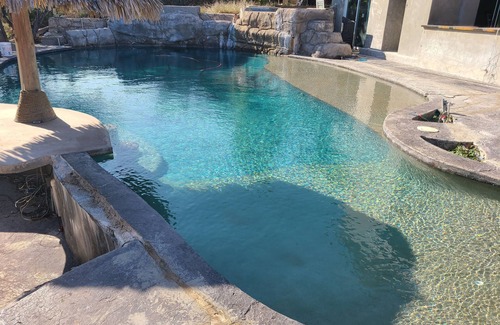 Pedernales Canyon Ranch Apartamento | Modern 700 SF Loft with fitness room, WiFi, AC, Pool, Hot Tub, Gym, QUIET & Safe