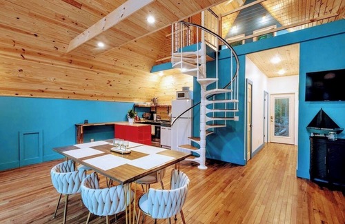 Chattanooga Cabina | Modern A-Frame ~ Creeks & River Nearby ~ 8 Miles from Downtown Chattanooga