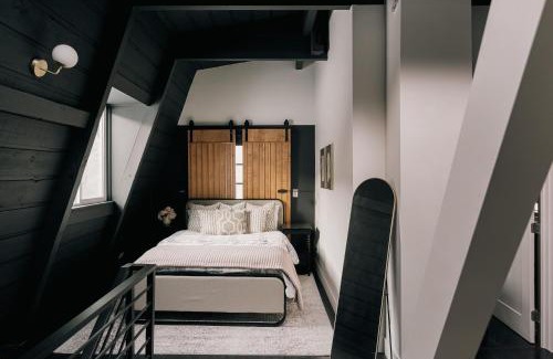 Evergreen Casa | Modern A-Frame - Mountain Views - Evergreen