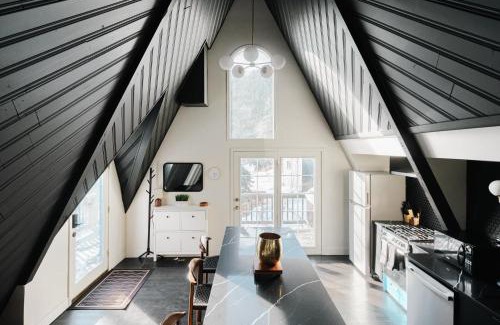 Evergreen Casa | Modern A-Frame - Mountain Views - Evergreen