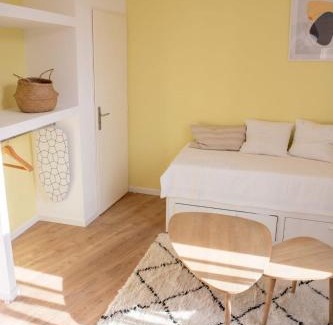 Chartrons Apartamento | Modern AC Studio in the Heart of Chartrons