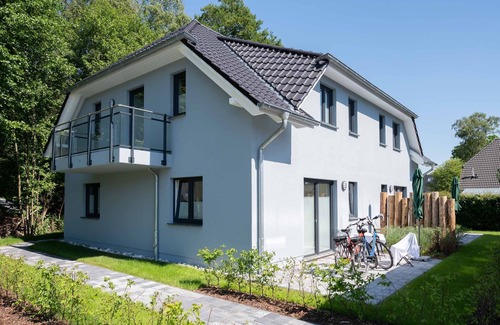 Zingst Apartamento | Modern accommodation close to the beach.