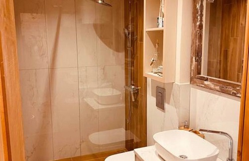 Ulcinj Cabaña | Modern ADA Beach House 1