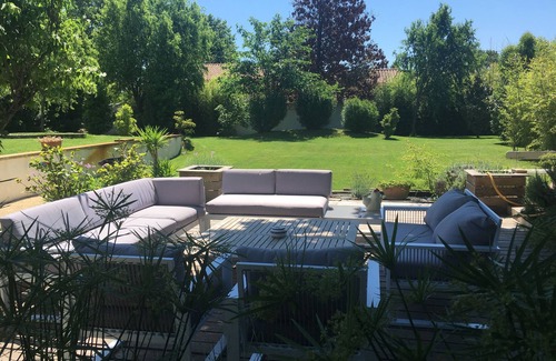 Althen-des-Paluds Casa | Modern air-conditioned farmhouse with swimming pool near AVIGNON 15 mn, mont Ventoux 20mn