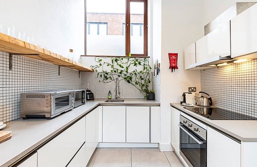 Clissold Apartamento | Modern & Airy 2-Bed Gem in Trendy Stoke Newington