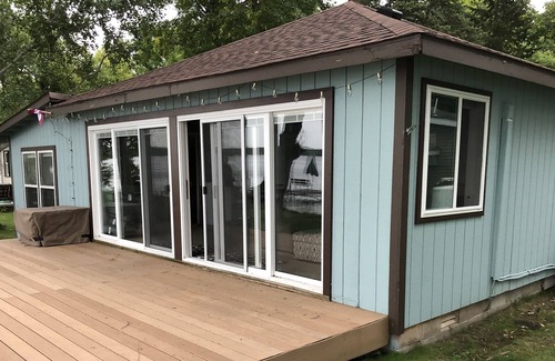Detroit Lakes Cabaña | Servicios modernos y hermosas puestas de sol!