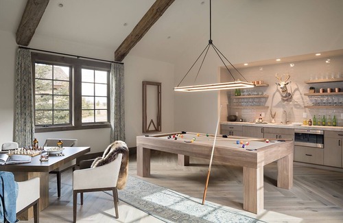 Teton Village Villa | Las comodidades modernas abundan en este amplio retiro de Shooting Star