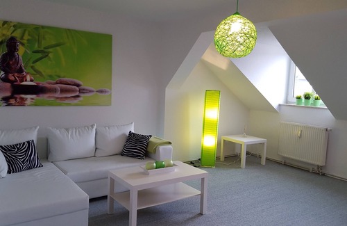 Marienthal Ost Apartamento | Apartamento moderno y luminoso para un máximo de 3 personas en el centro de Zwickau