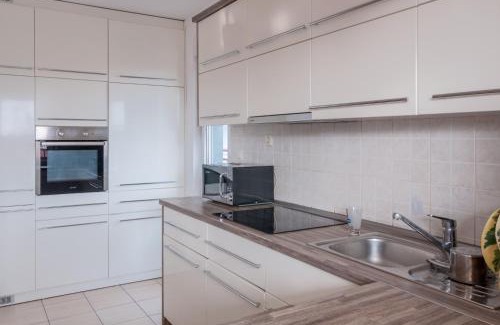 Ruma Apartamento | Modern and bright apartment in Ruma