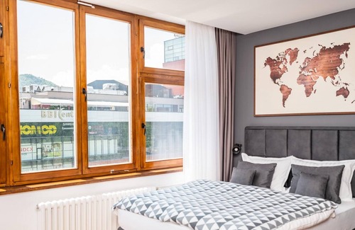 Old Town Apartamento | Modern and Bright Studio - Main Street
